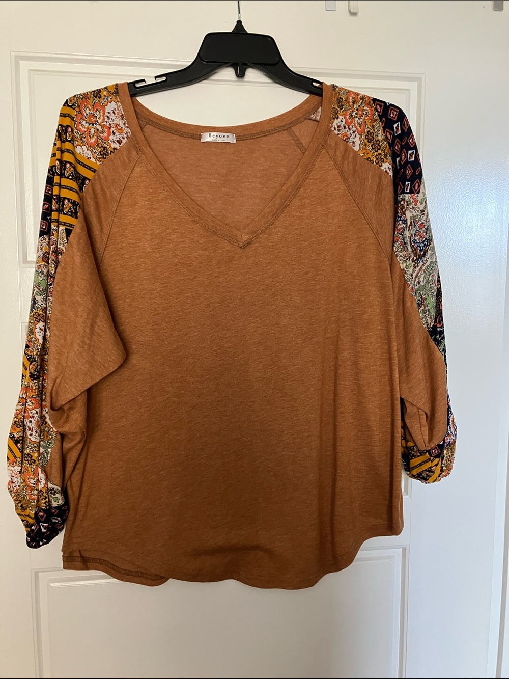 Beyone Boho Patchwork Sleeve V-Neck Top in Rust Orange